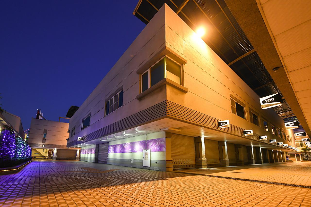 Hwu Meei Motel Tainan Extérieur photo